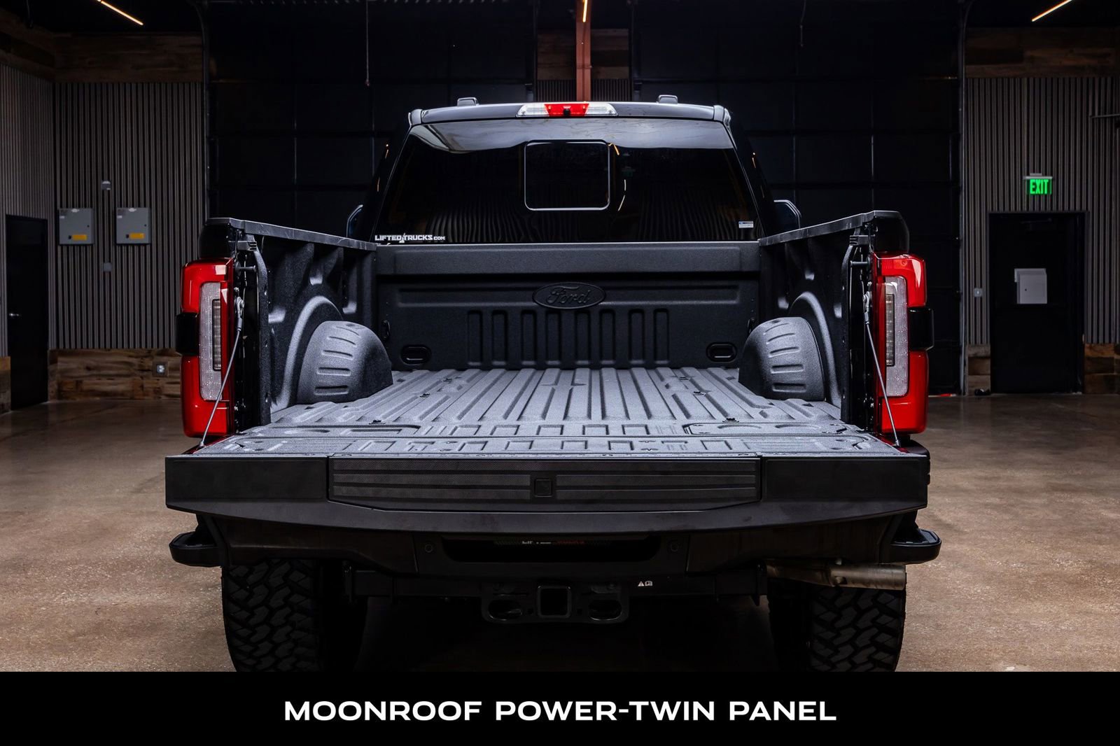 Used 2025 Ford F250 Platinum w/ Platinum Plus Package image 8