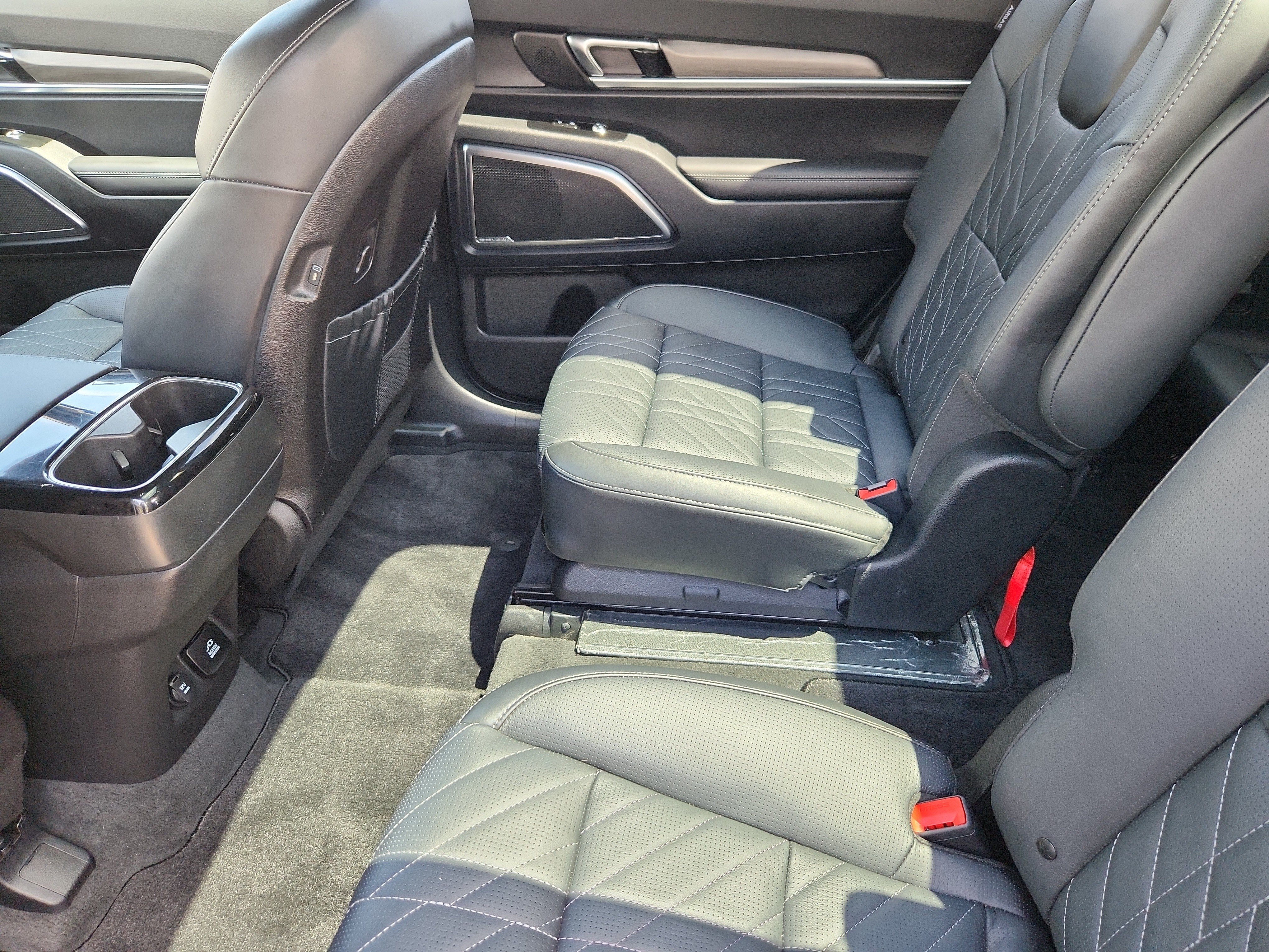 Used 2024 Kia Telluride SX Prestige X-Pro AWD/4WD image 13
