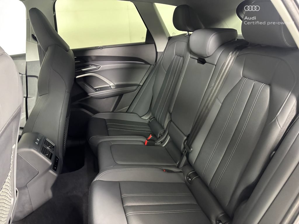 Used 2025 Audi Q5 Prestige AWD/4WD image 30