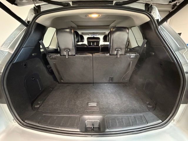 Used 2020 Nissan Pathfinder Platinum image 14