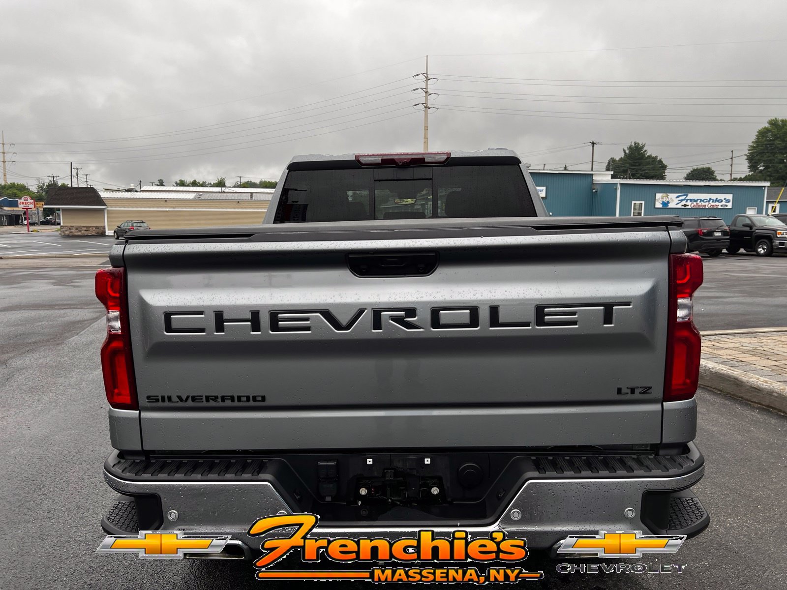 Used 2024 Chevrolet Silverado 1500 LTZ w/ LTZ Premium Package AWD/4WD image 4