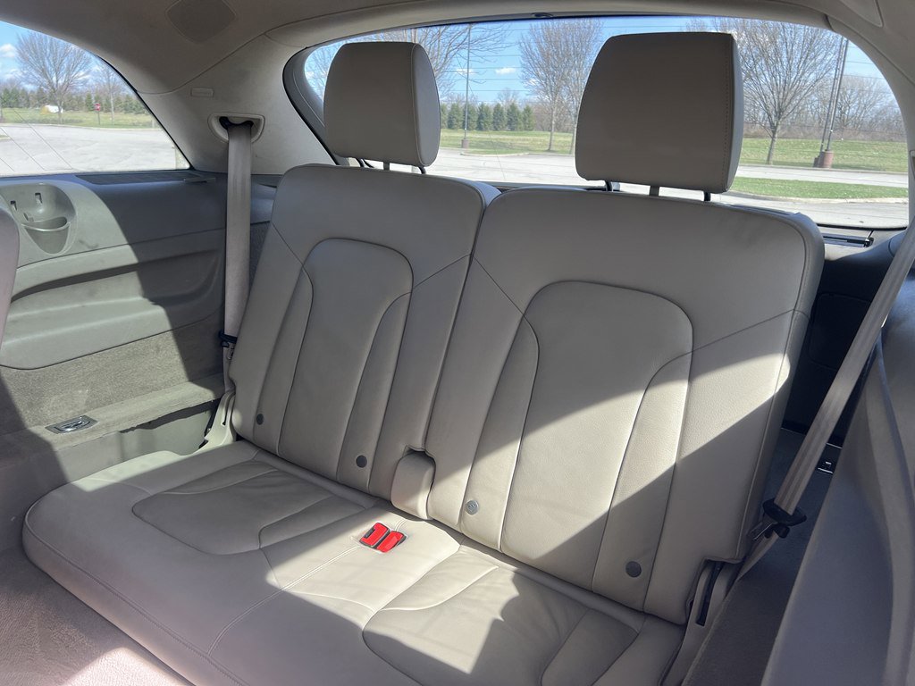 Used 2015 Audi Q7 3.0T Premium Plus w/ Premium Plus Package image 16