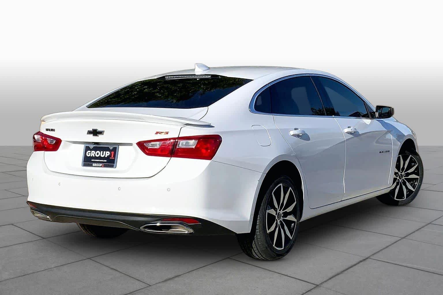 Used 2024 Chevrolet Malibu RS FWD image 13