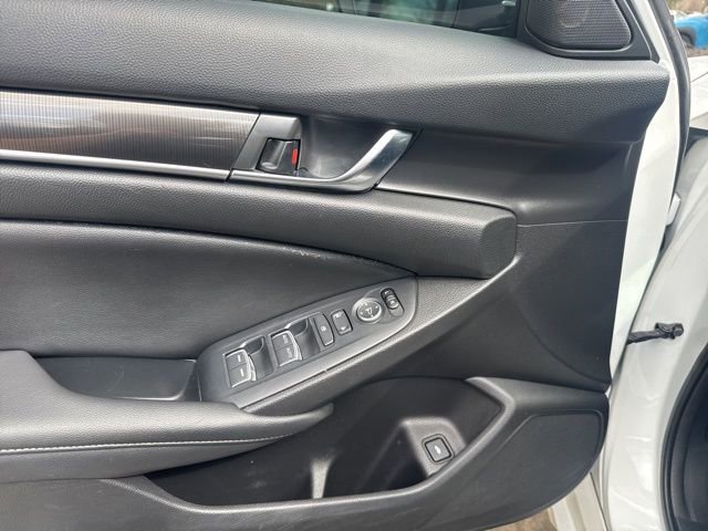 Used 2020 Honda Accord Sport image 11