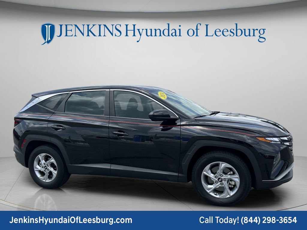 Used 2024 Hyundai Tucson SE FWD image 2