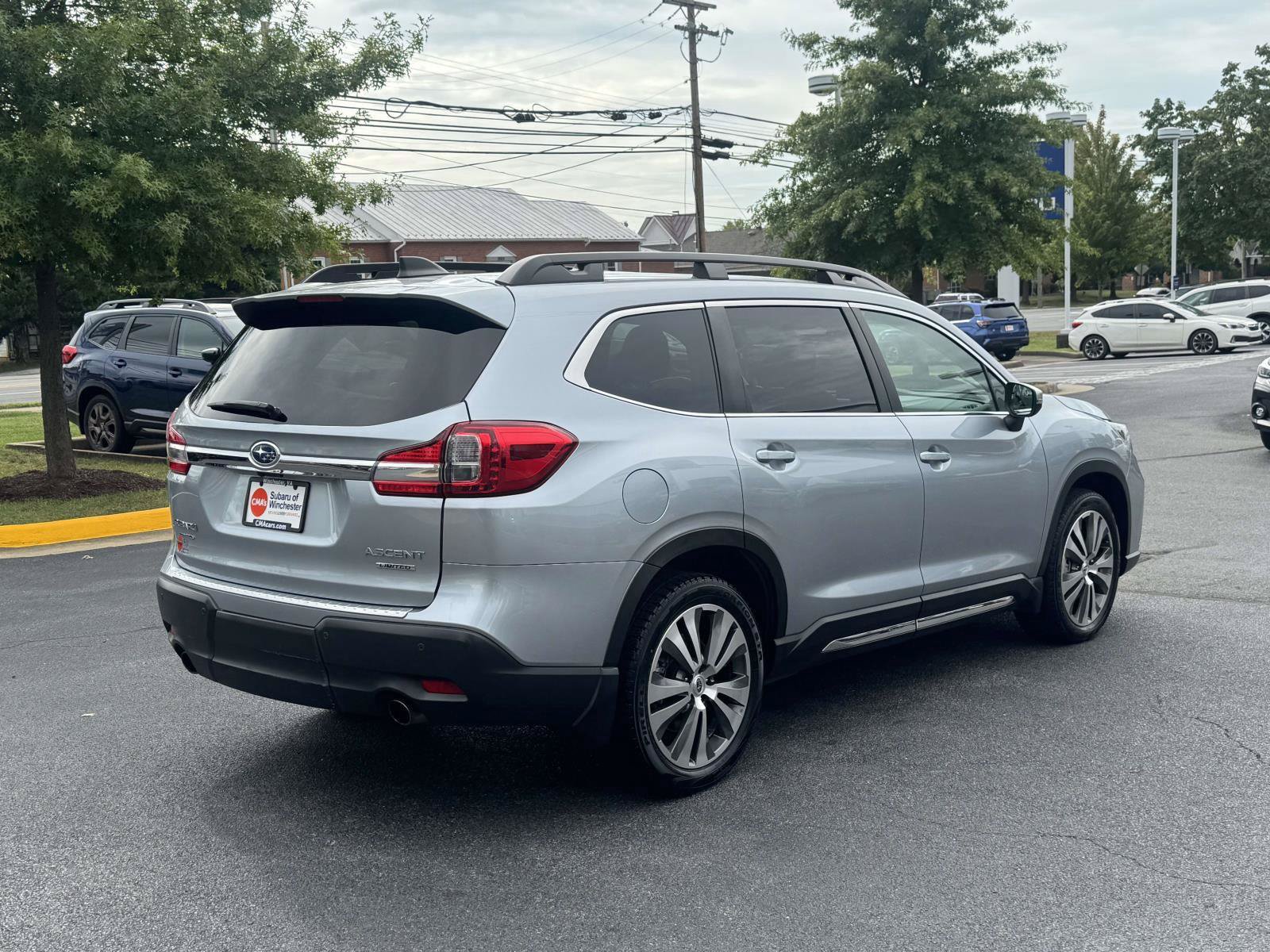 Used 2020 Subaru Ascent Limited w/ Technology Package AWD/4WD image 2