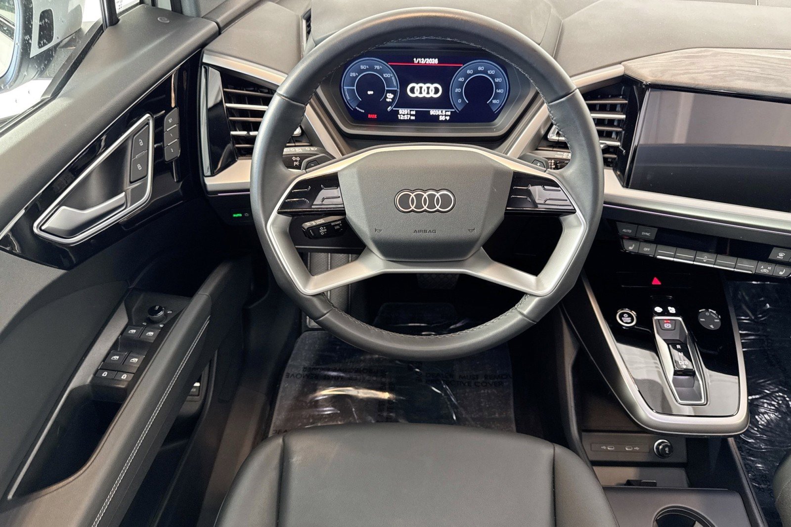 Used 2024 Audi Q4 e-tron Premium Plus image 21