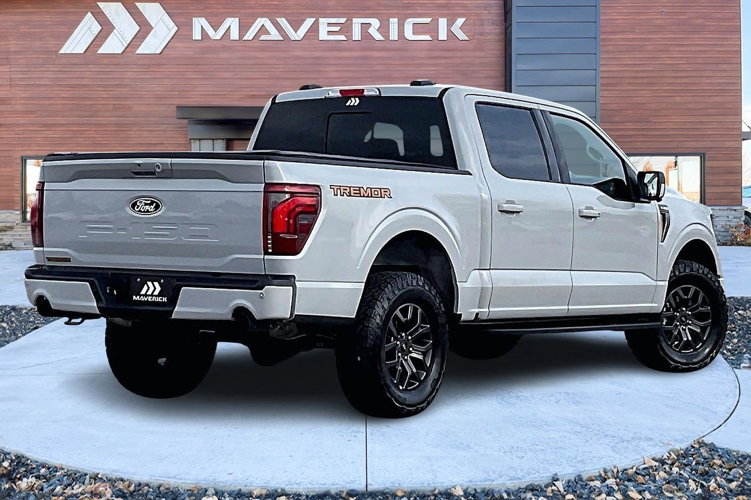 Used 2024 Ford F150 Tremor w/ Bed Utility Package image 5