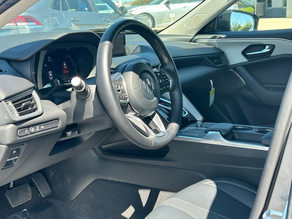 Certified 2025 Acura TLX w/ Technology Package FWD image 9