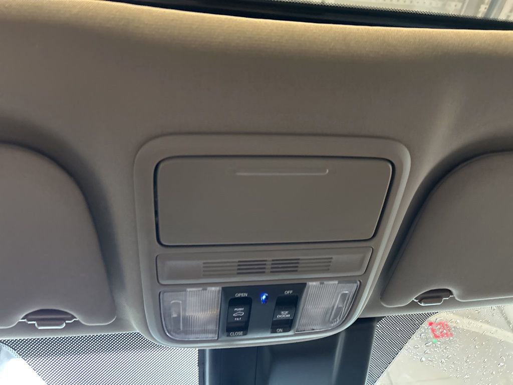 Used 2020 Honda Odyssey EX-L image 12