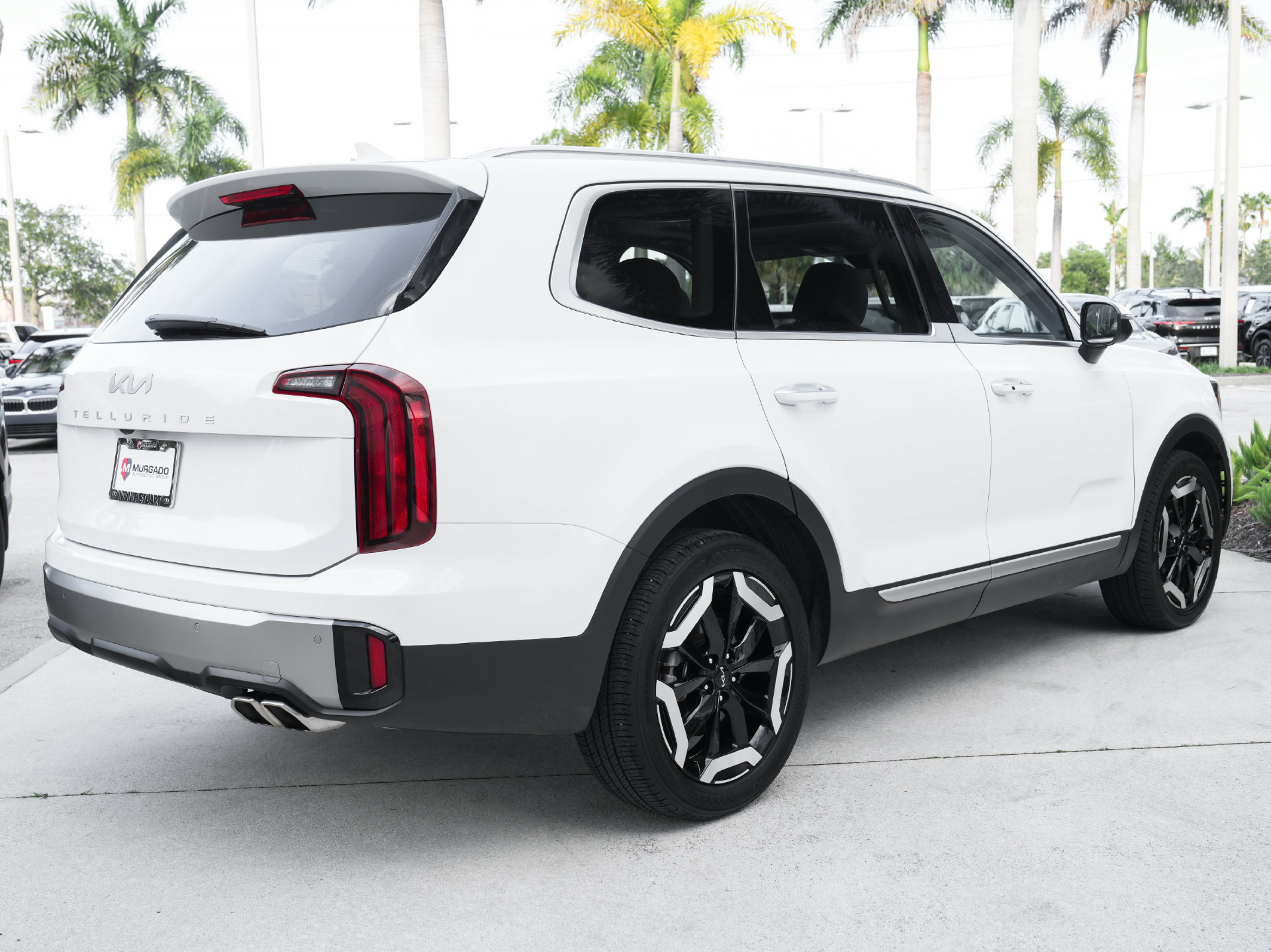 Used 2025 Kia Telluride S FWD image 24