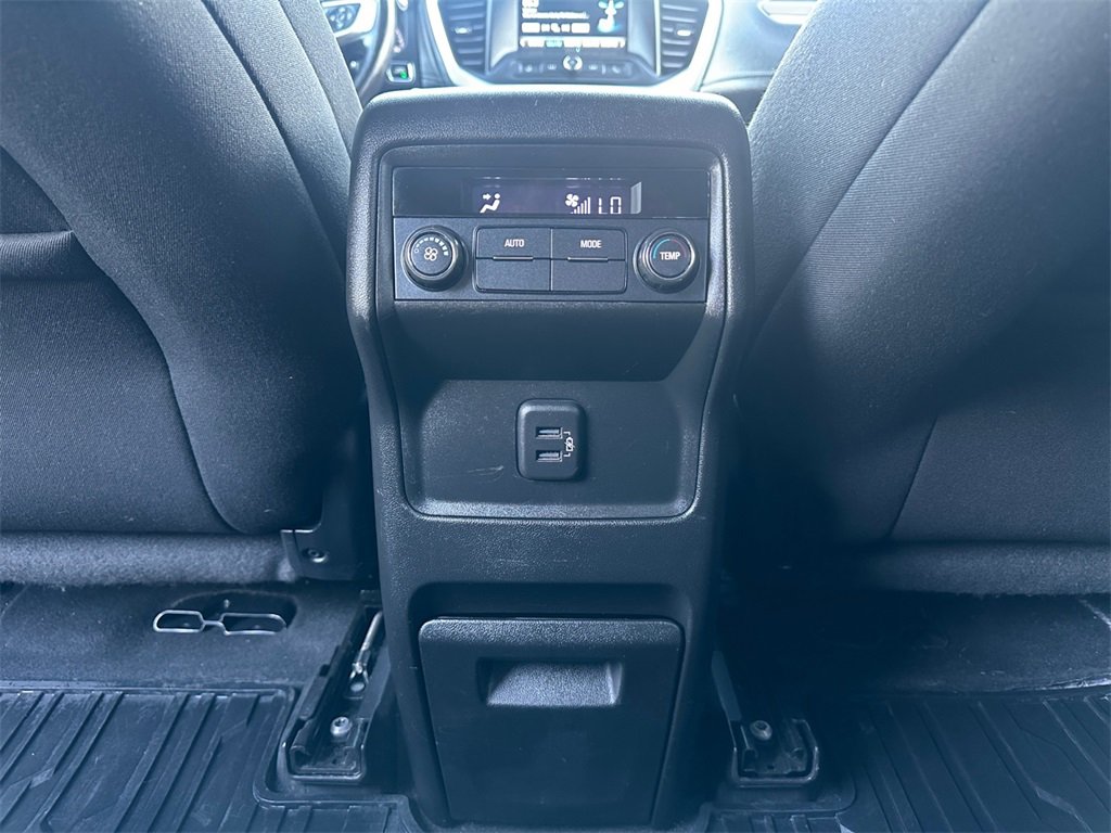 Used 2019 GMC Acadia SLE w/ Driver Alert Package I image 24