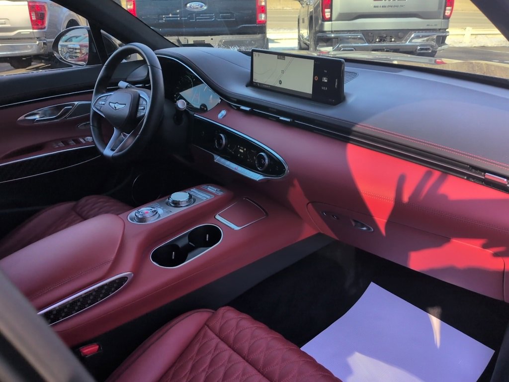 Used 2023 Genesis GV70 3.5T Sport w/ Sport Prestige Package image 20