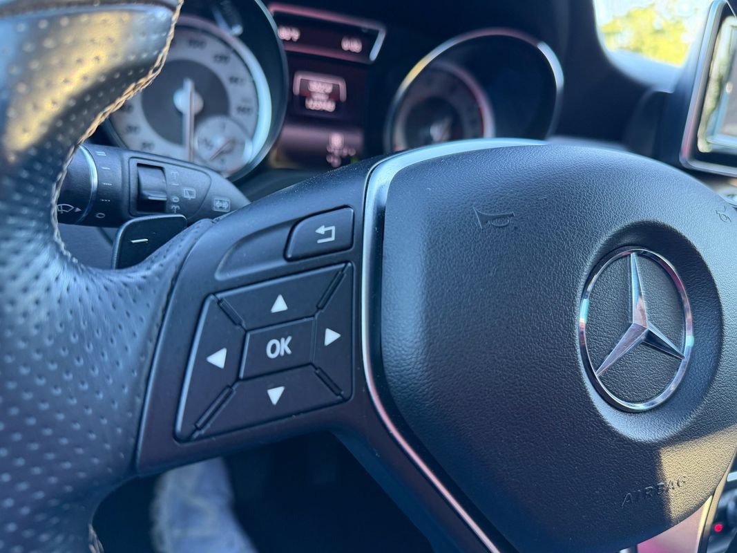 Used 2015 Mercedes-Benz GLA 250 4MATIC image 24