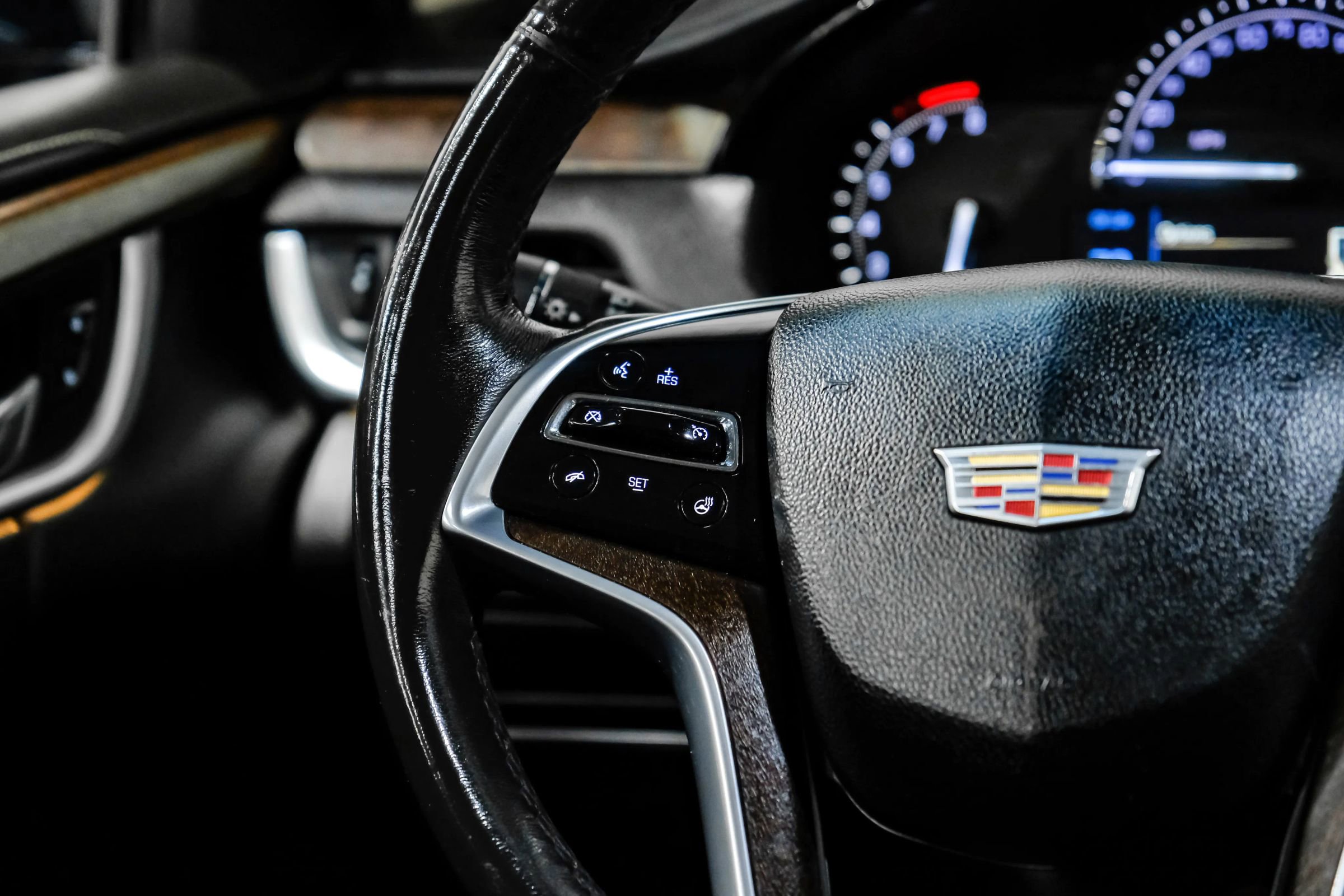 Used 2019 Cadillac XTS Luxury image 26