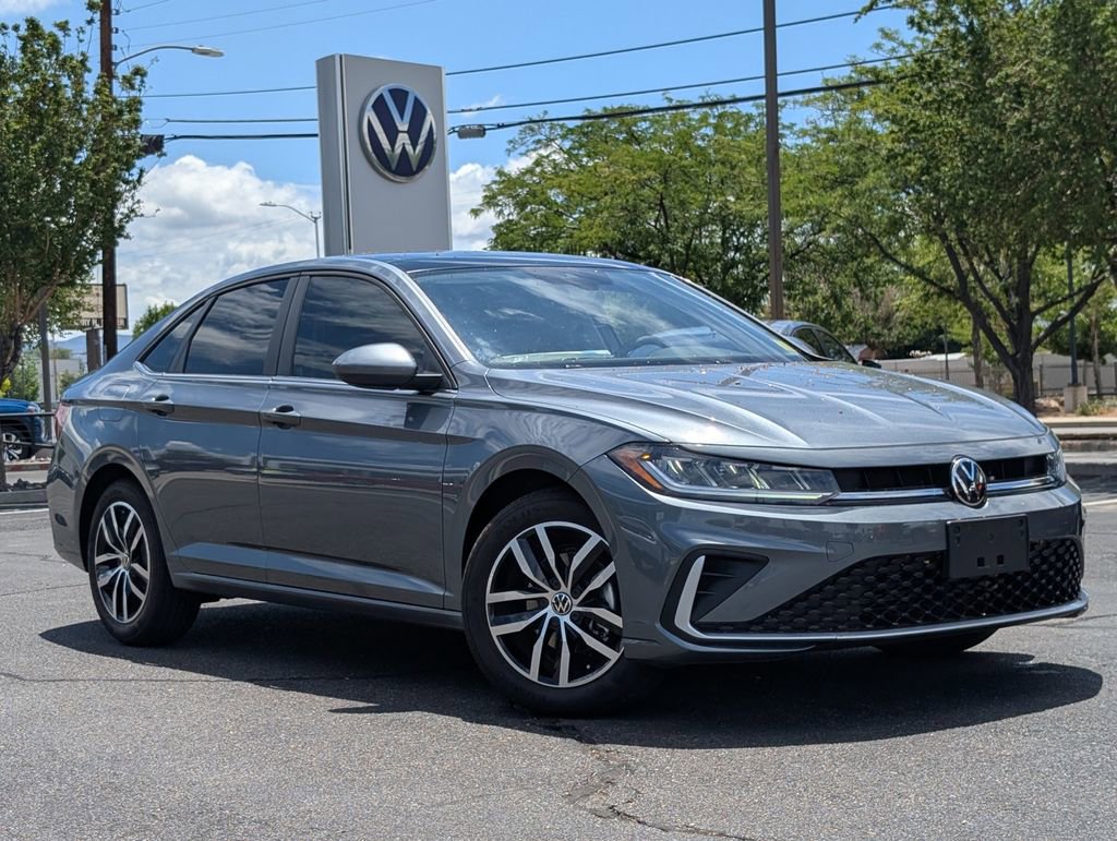 New 2025 Volkswagen Jetta SE