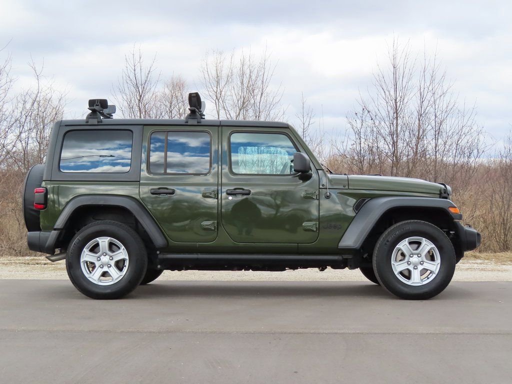 Used 2022 Jeep Wrangler Unlimited Sport S image 2