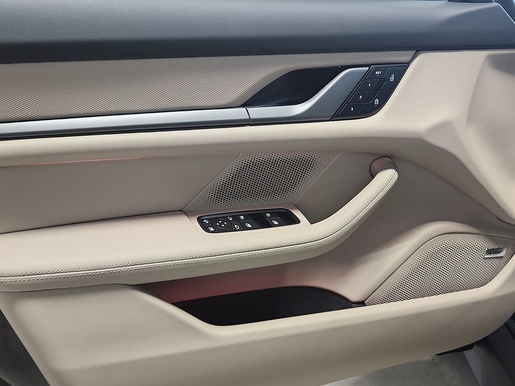 New 2026 Porsche Taycan AWD/4WD image 13