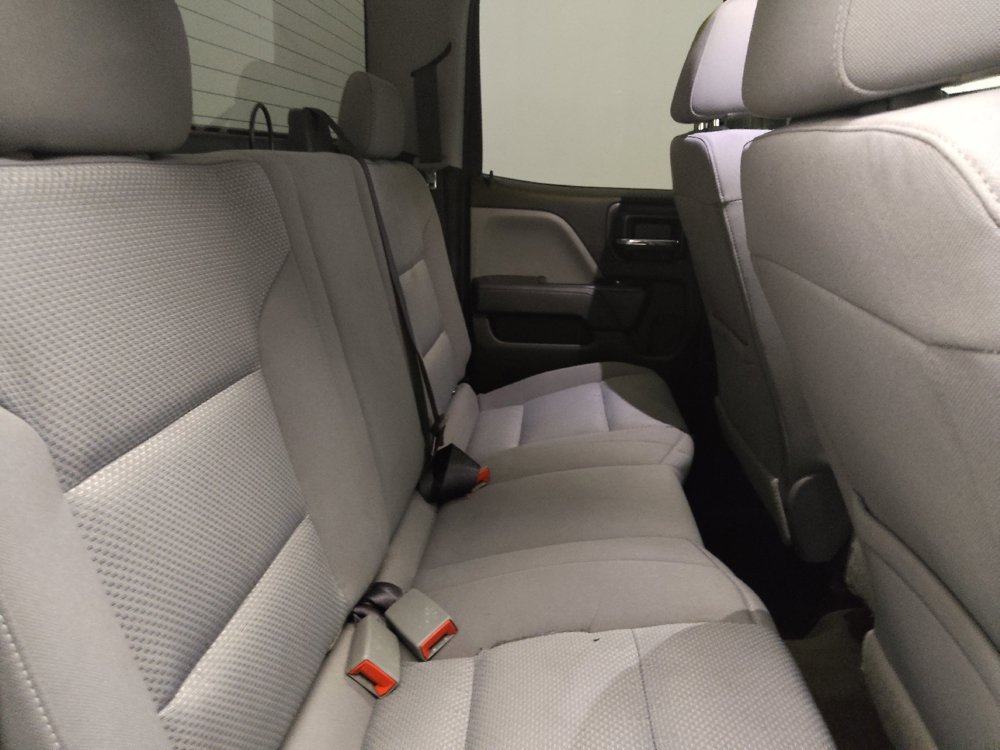 Used 2018 Chevrolet Silverado 1500 Custom w/ Custom Convenience Package RWD image 19