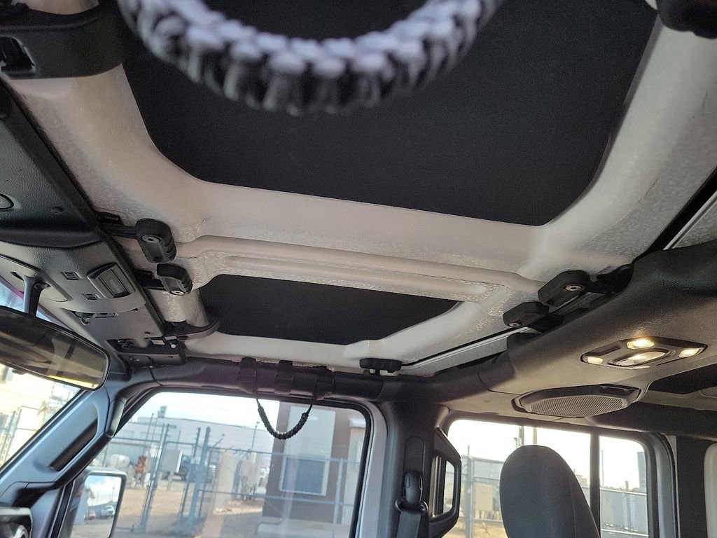 Used 2020 Jeep Wrangler Unlimited Sport image 13