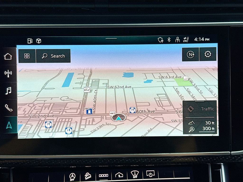 Used 2022 Audi SQ7 Prestige w/ Prestige Package image 14