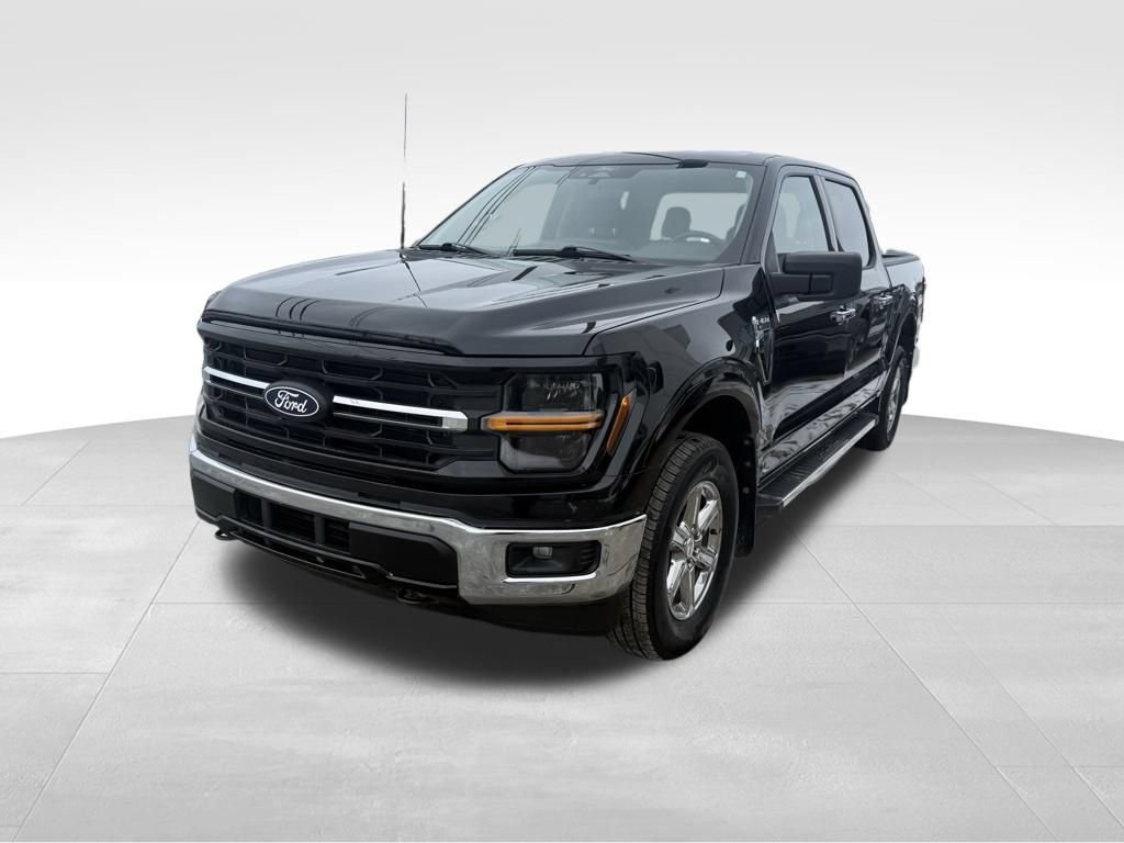 Used 2025 Ford F150 XLT w/ Equipment Group 301A Standard AWD/4WD image 7