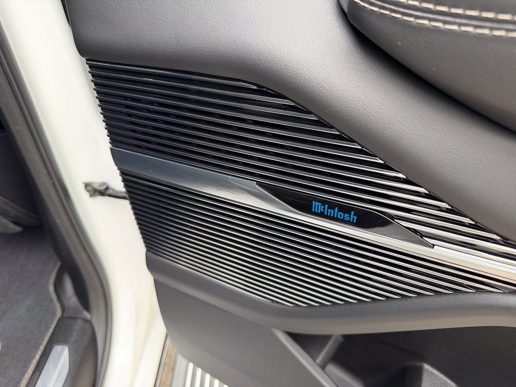 Used 2025 Jeep Grand Wagoneer L Series II Obsidian w/ Quick Order Packagew 28T image 26