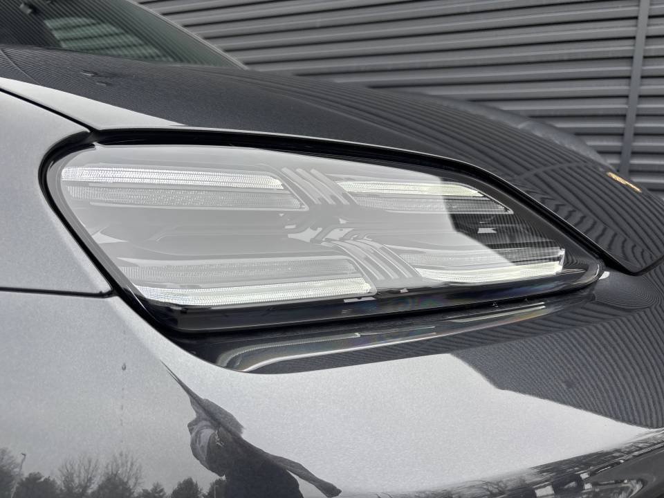Certified 2026 Porsche Macan 4 Electric AWD/4WD image 27