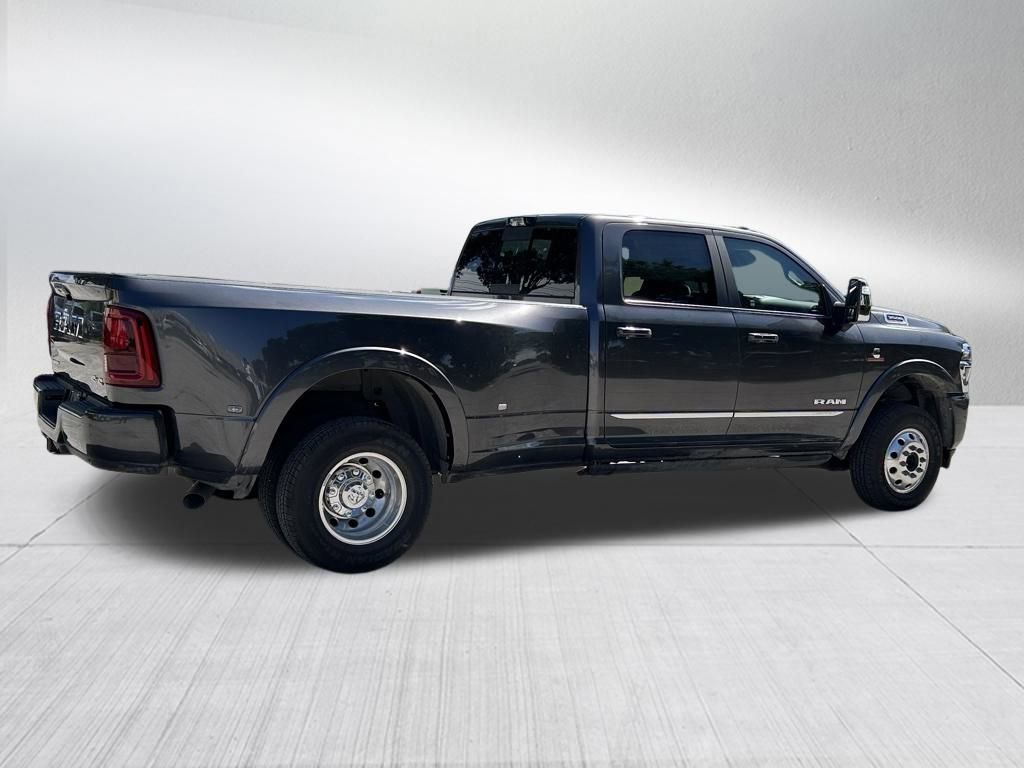 New 2026 RAM 3500 Limited image 5