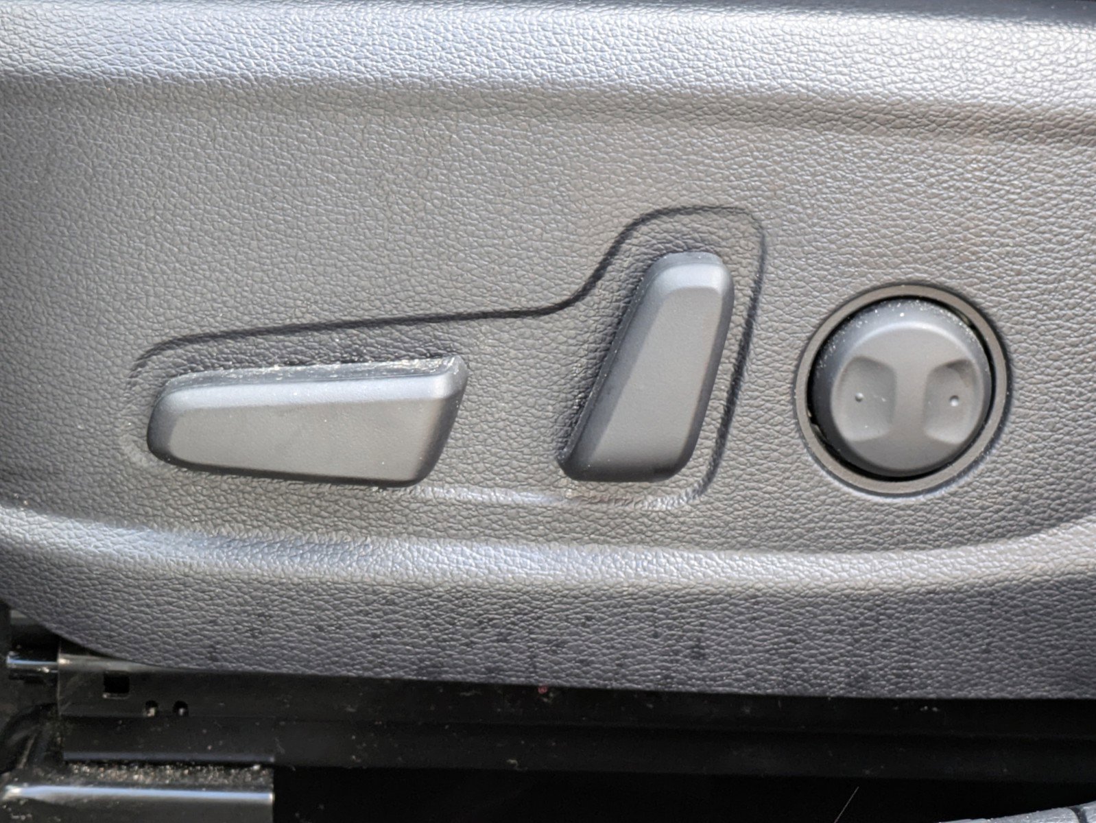 Certified 2024 Kia Seltos EX FWD image 16