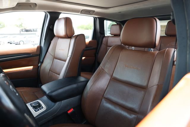 Used 2015 Jeep Grand Cherokee Summit AWD/4WD image 9