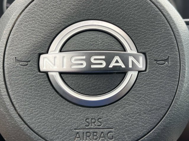 Used 2023 Nissan Rogue SV AWD/4WD image 33