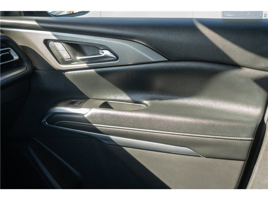 Used 2024 Chevrolet Traverse LT w/ Midnight/Sport Edition FWD image 20