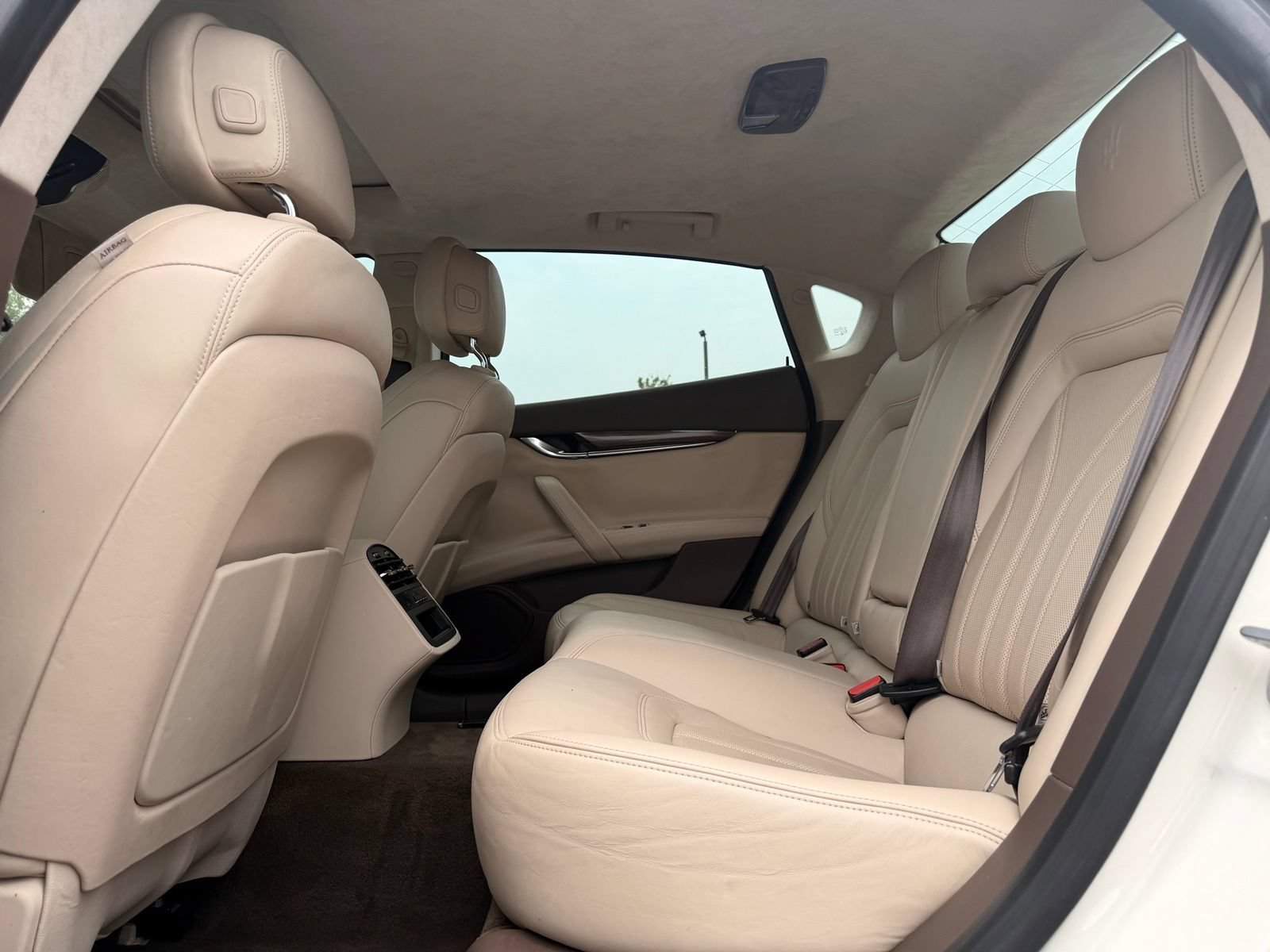 Used 2014 Maserati Quattroporte GTS RWD image 26
