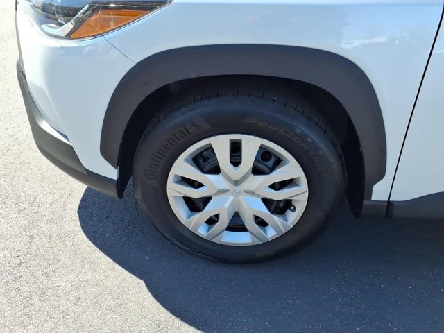 Used 2025 Toyota Corolla Cross L image 4