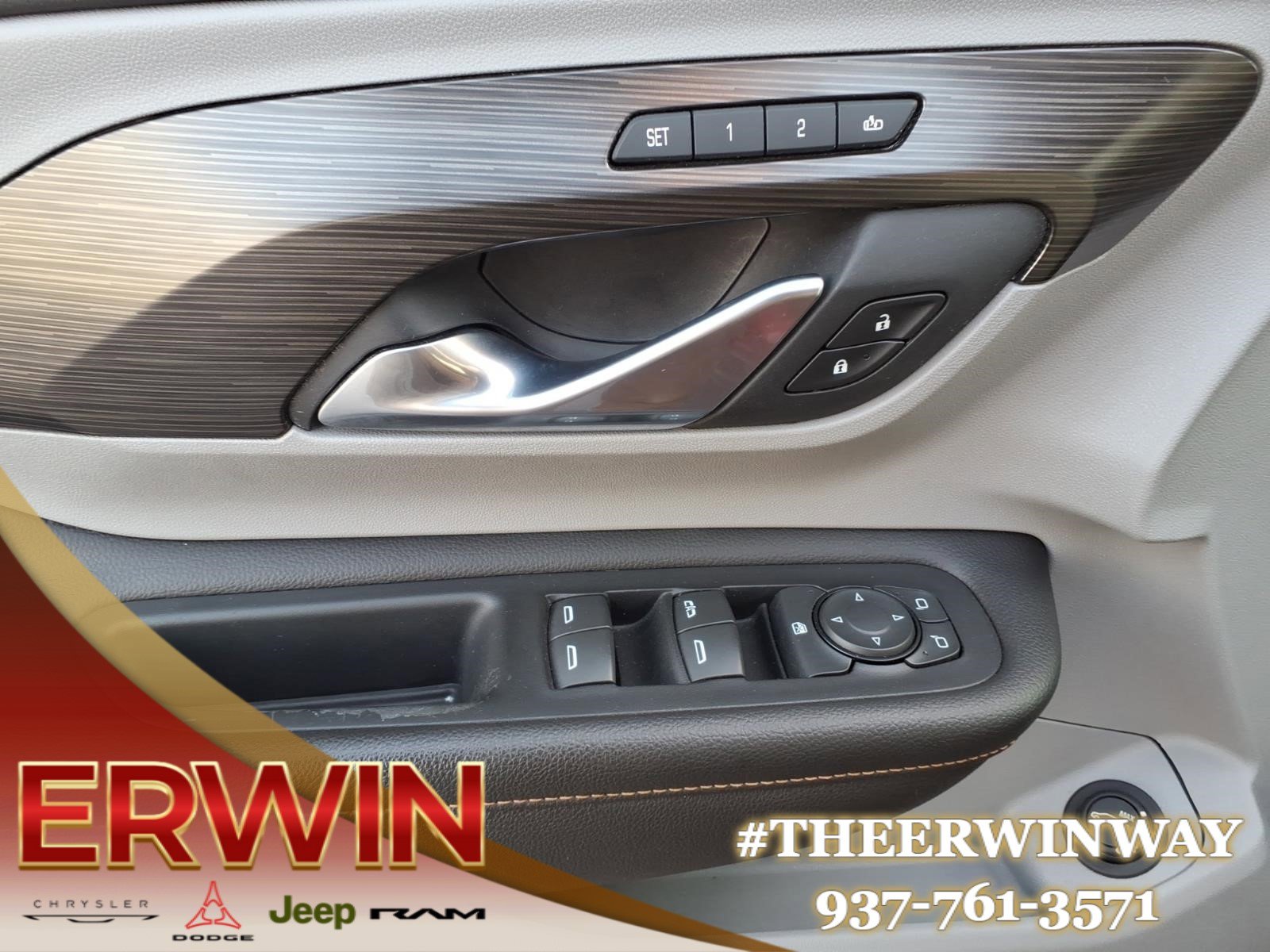 Used 2018 GMC Terrain SLT w/ Preferred Package image 11