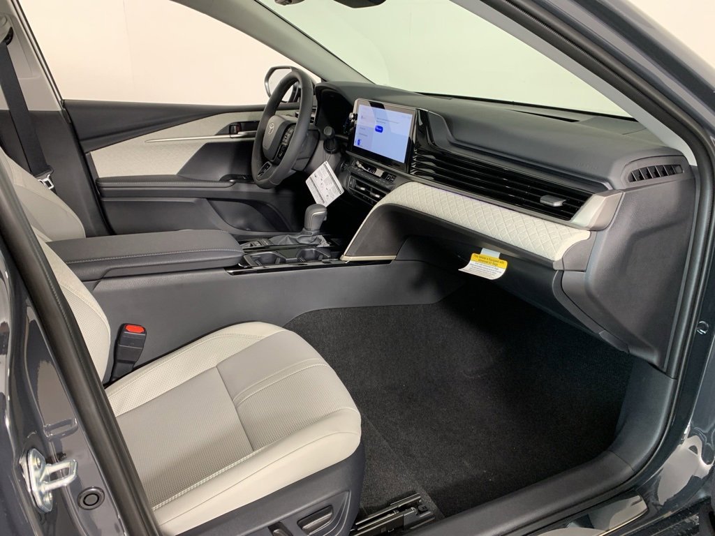 New 2026 Toyota Camry XLE image 38