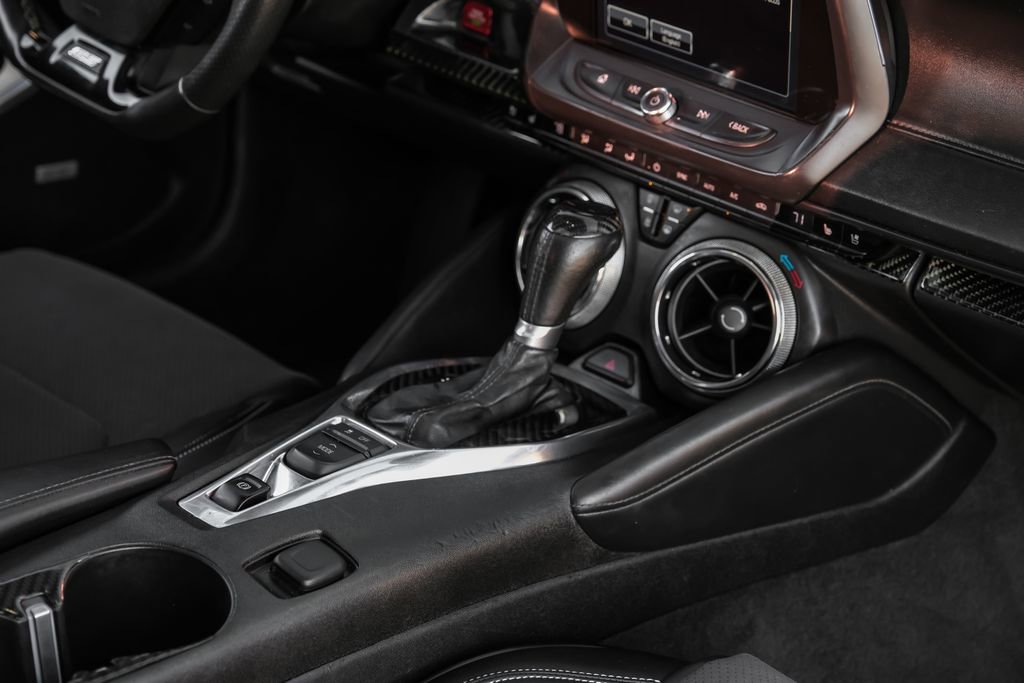 Used 2016 Chevrolet Camaro SS image 21