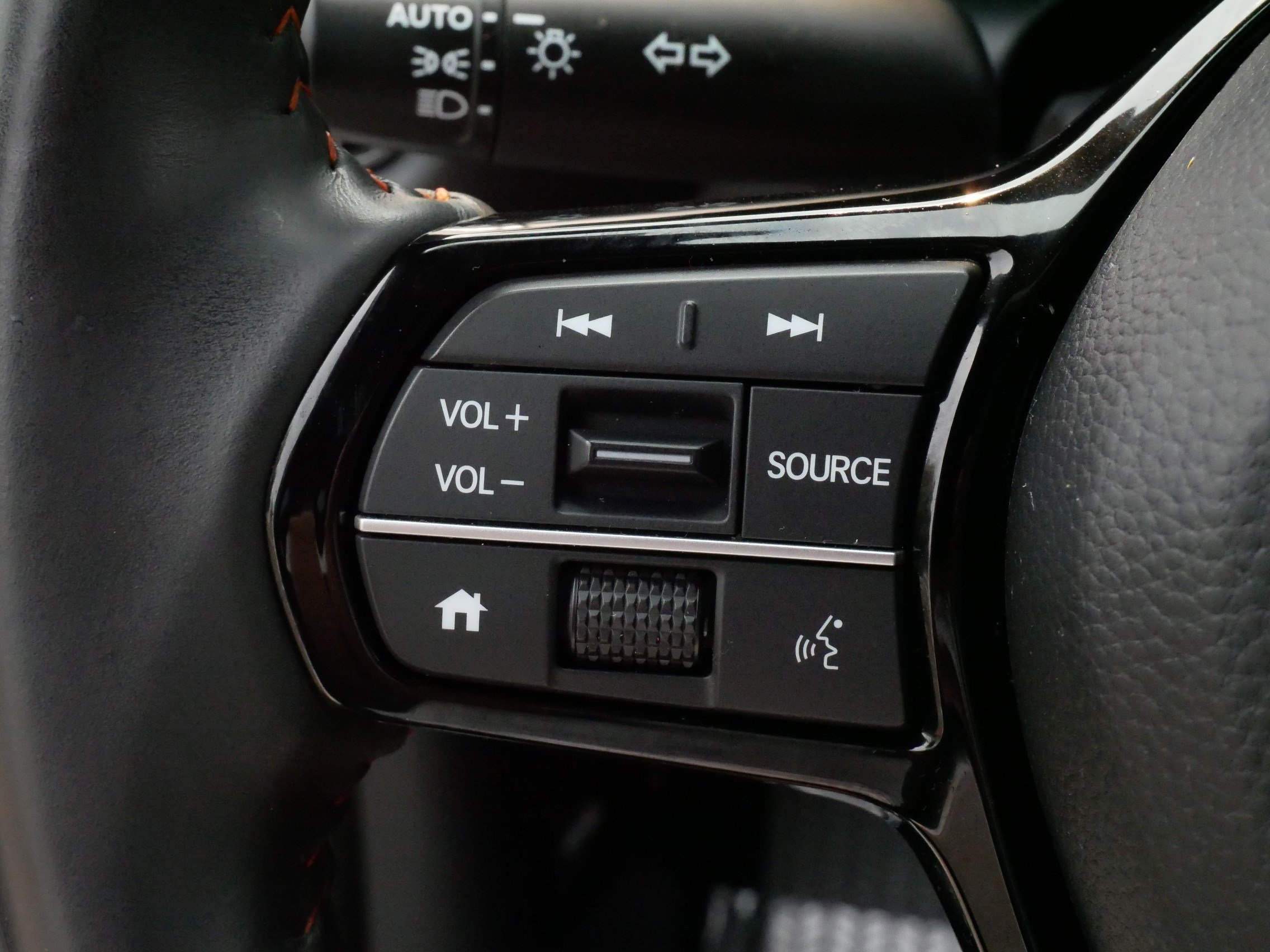 Used 2024 Honda HR-V Sport image 25