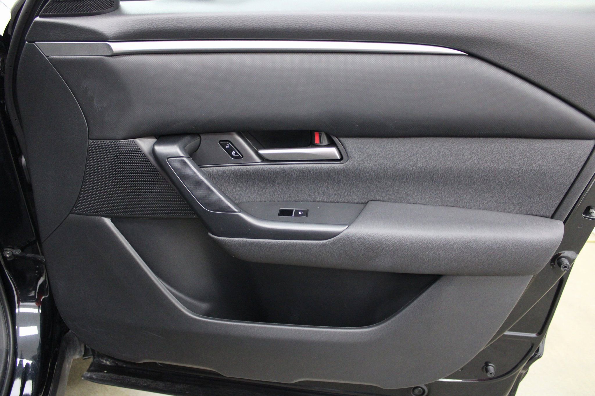 Used 2025 MAZDA CX-50 AWD 2.5 S w/ Preferred Package image 27