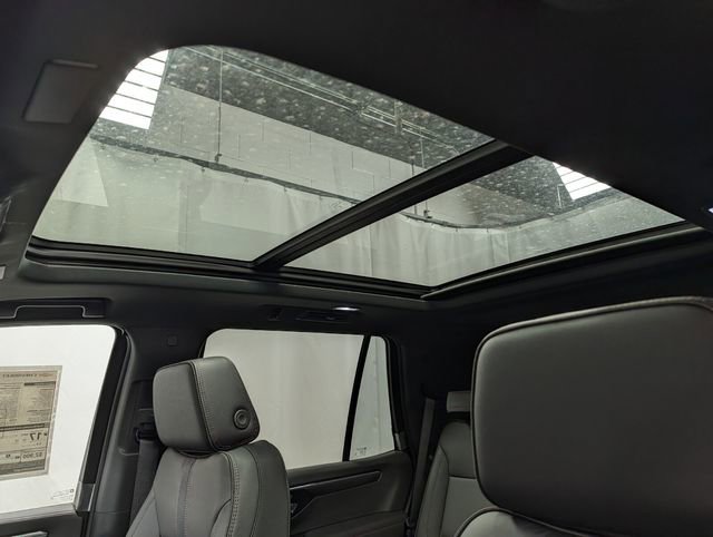 New 2026 Chevrolet Tahoe RST image 12