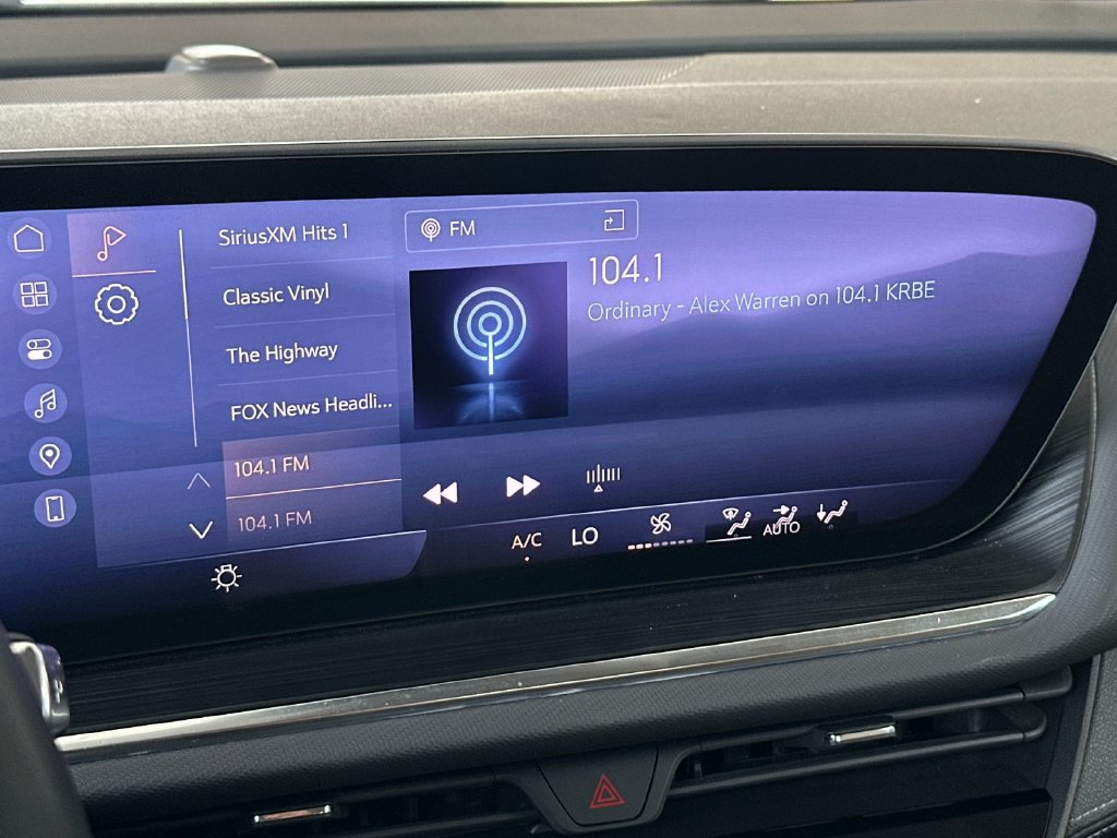 Used 2024 Buick Envision Preferred AWD/4WD image 17