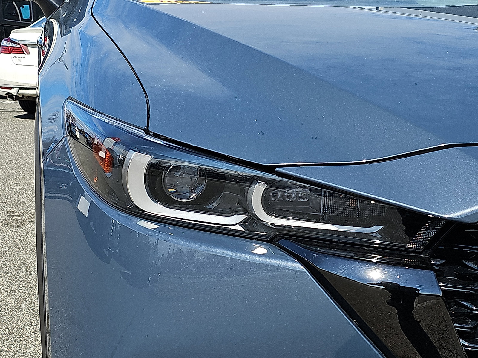 Used 2025 MAZDA CX-5 Carbon Edition image 9