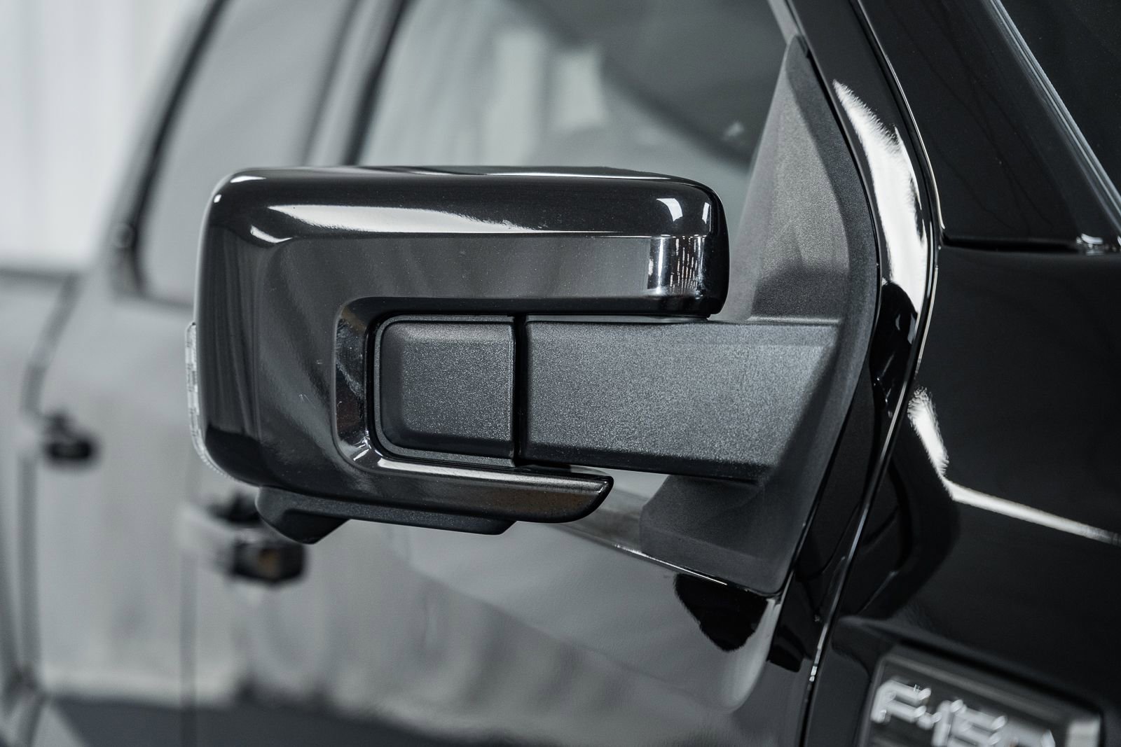 Certified 2023 Ford F150 Lariat w/ Equipment Group 502A High image 18