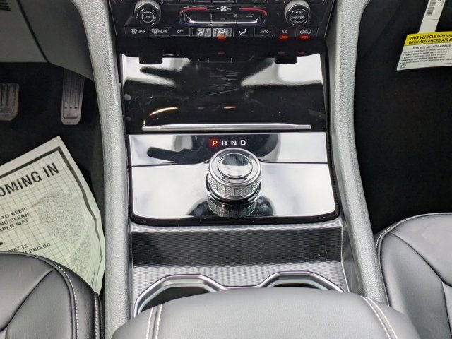 New 2025 Jeep Grand Cherokee Limited w/ Black Appearance Package RWD image 17