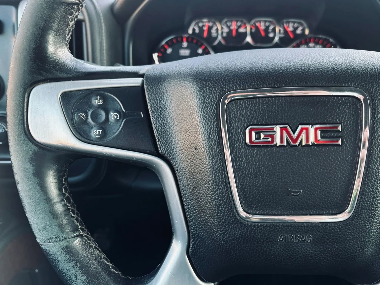 Used 2015 GMC Sierra 2500 SLE w/ SLE Preferred Package image 25