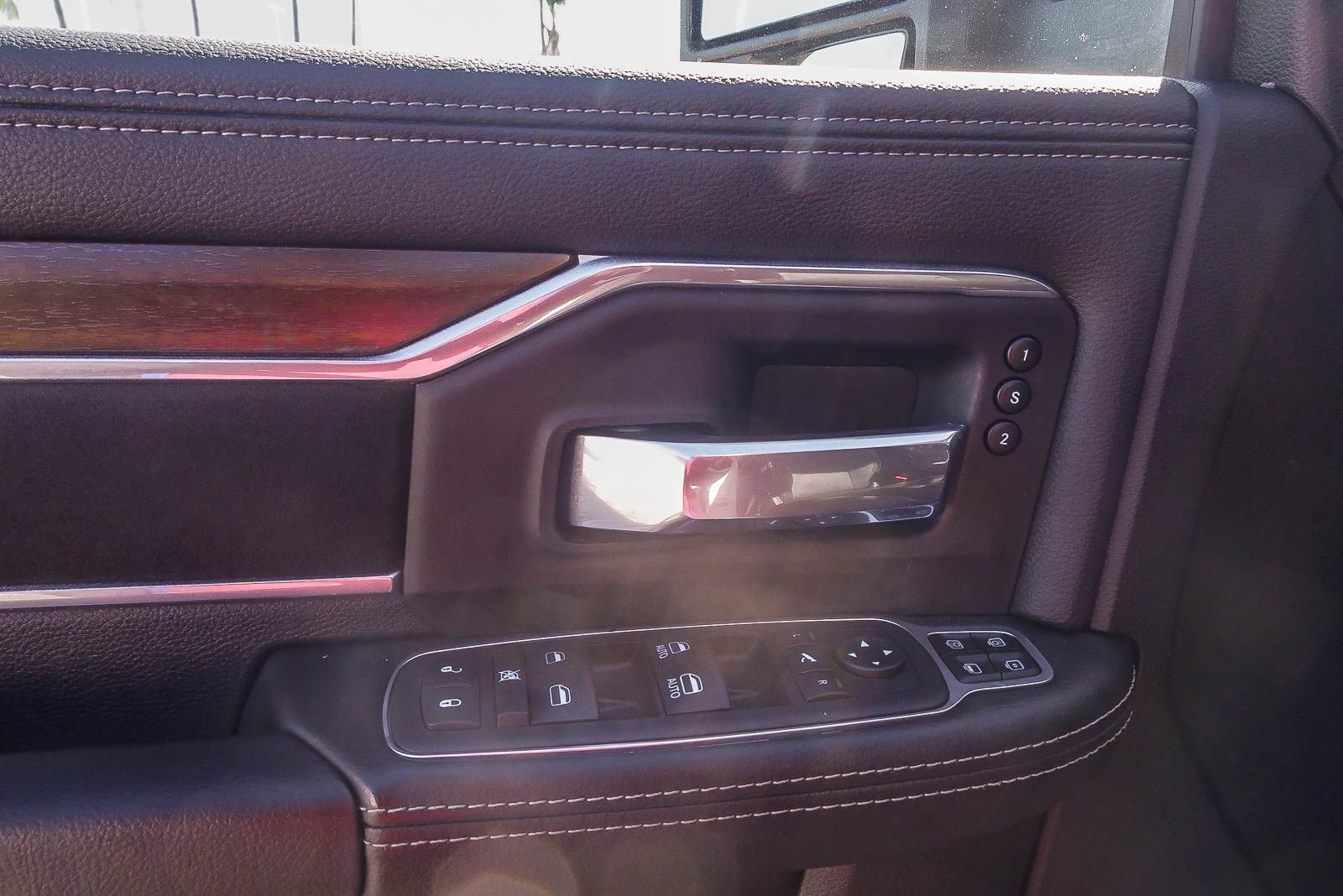 Used 2024 RAM 2500 Laramie image 18