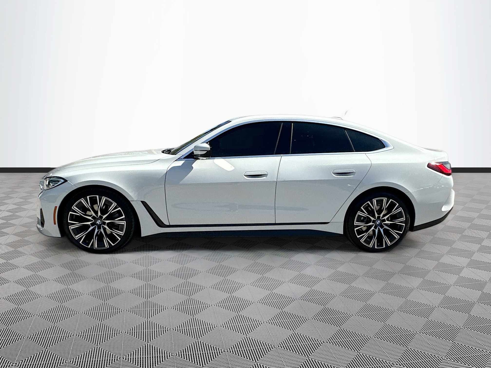 Certified 2024 BMW 430i Gran Coupe w/ Convenience Package image 4
