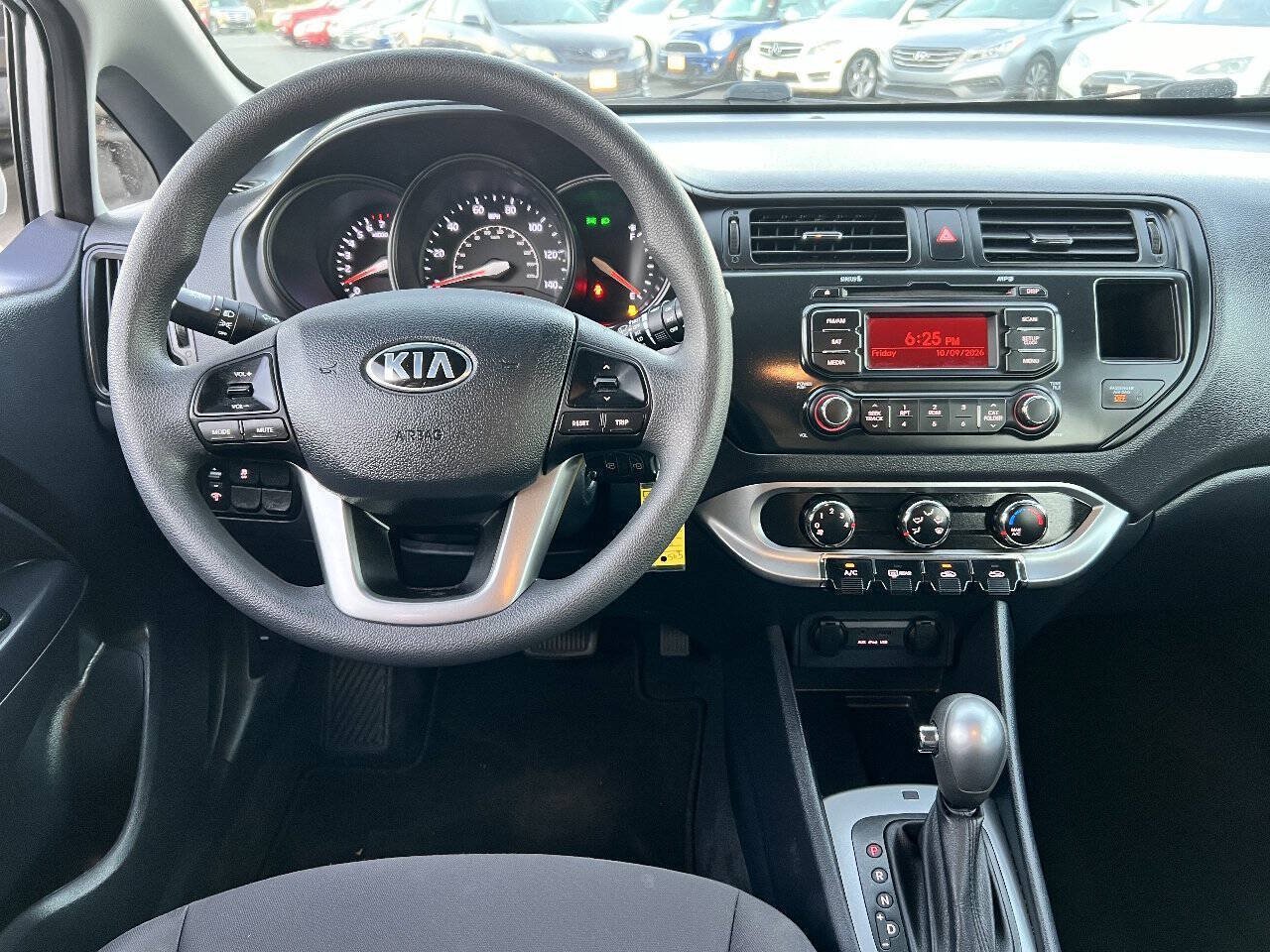 Used 2013 Kia Rio LX w/ PWR Pkg FWD image 11
