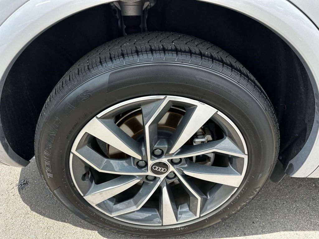 Used 2022 Audi Q5 2.0T Premium Plus AWD/4WD image 11